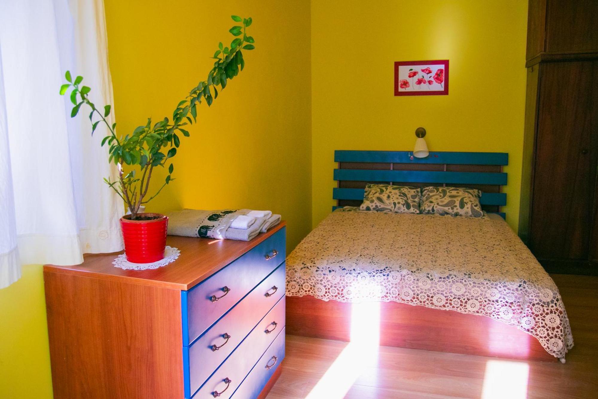 Daire Spacious 1 Bed Flat Near Vitosha Blvd